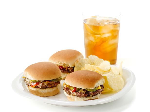 Фото Мини-гамбургеры с солеными огурцами