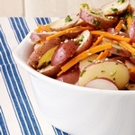 Морковно - картофельный салат с кунжутом
