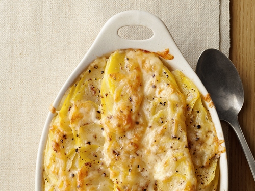Фото Картофельный гратен с сыром и сливками
