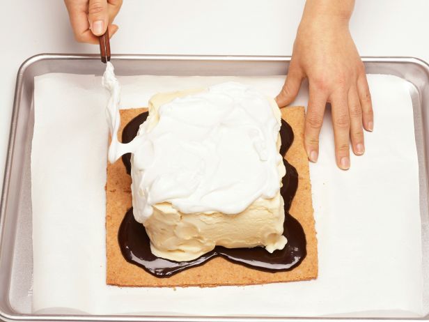 Торт «Гигантский десерт Смор»