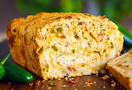 Фото Пивной хлеб с беконом и сыром «Чеддер»