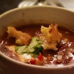Тортилья-суп с курицей и фасолью