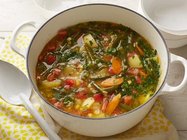 Фото Вегетарианский суп со стручковой фасолью