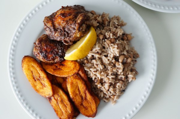 Как приготовить - Ямайский обед с курицей, рисом и фасолью