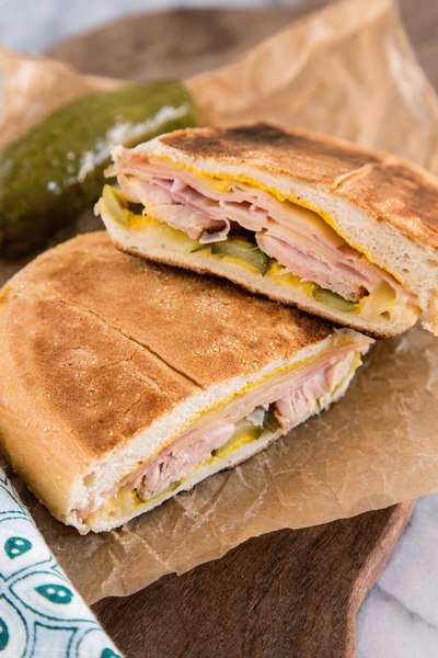 Фото Кубинский сэндвич на французской булке