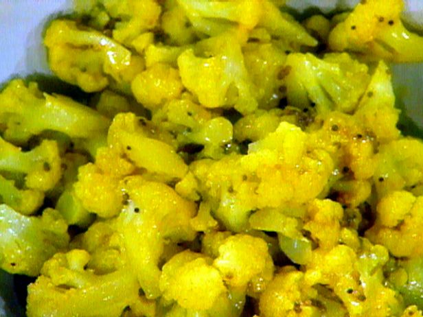Фото Цветная капуста с имбирем и семенами горчицы