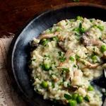 Рис с грибами и зеленым горошком