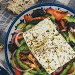Греческий салат с фетой «Хориатики»