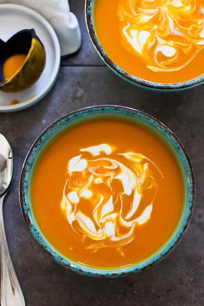Фото Морковный суп-пюре с пастой карри