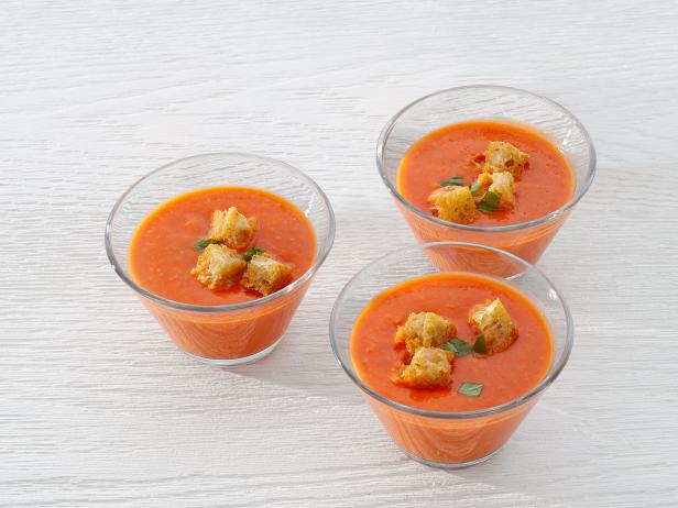Фото Холодный томатный суп