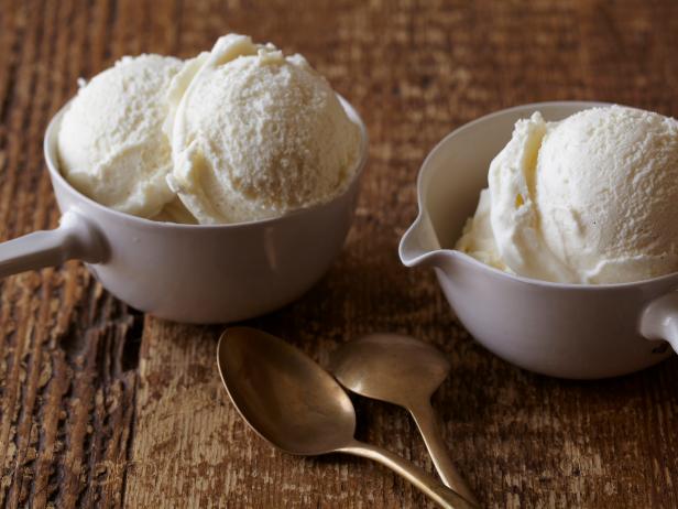 Как приготовить - Великолепное ванильное мороженое