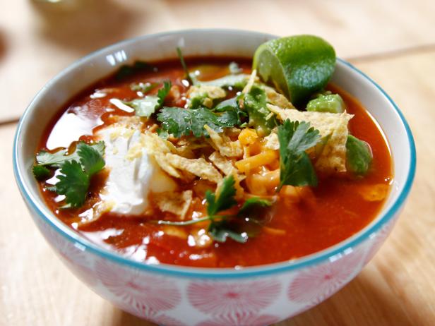 Фото Мексиканский куриный суп в медленноварке