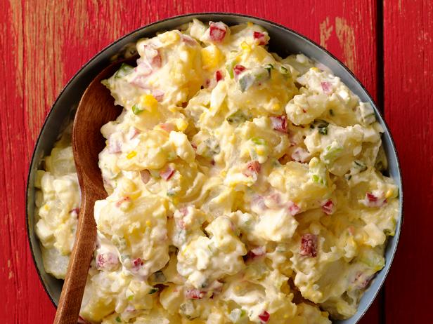 Быстрый салат с картофелем и яйцами - пошаговый рецепт с фото