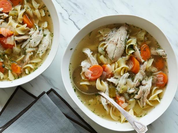 Как приготовить - Суп с курицей и лапшой в мультиварке