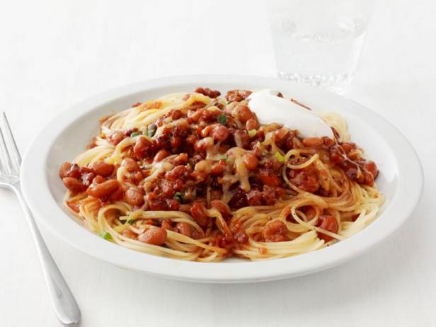 Как приготовить - Спагетти с мясным соусом чили