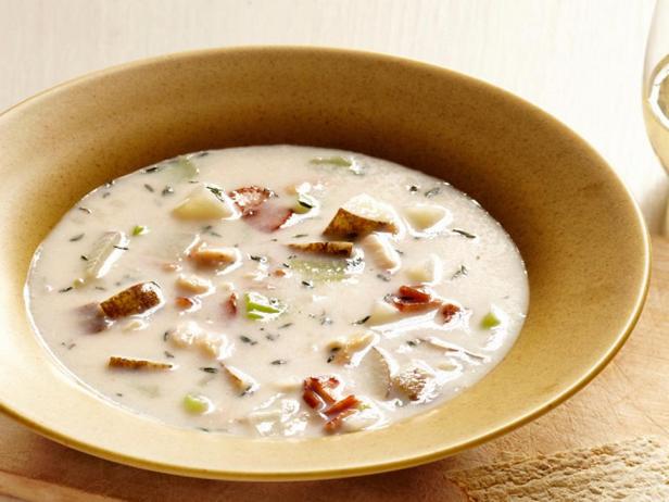 Новоанглийский суп из моллюсков «Клэм-чаудер»