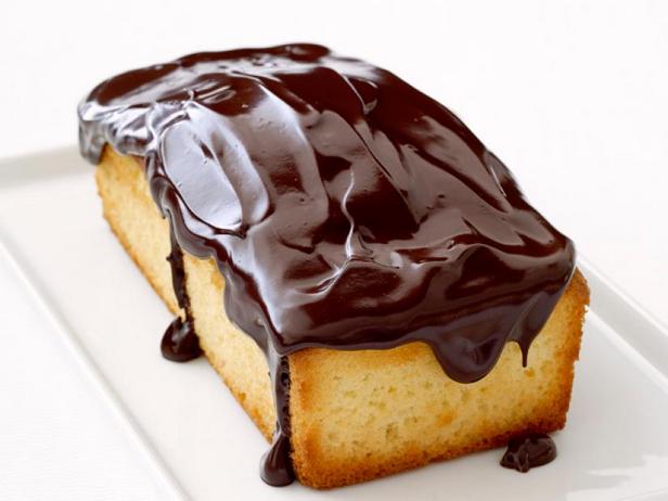 Фото Фунтовый кекс в шоколадной глазури