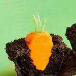 Шоколадные капкейки «Морковь на грядке»
