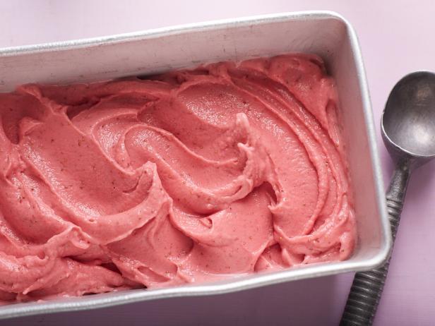 Как приготовить - Замороженный клубничный йогурт