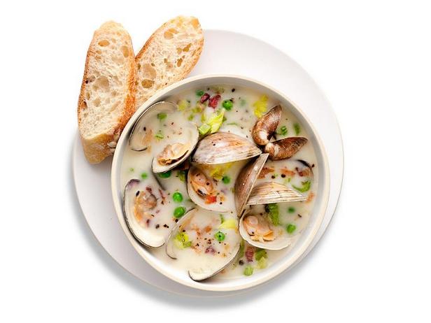 Фото Суп с моллюсками и беконом
