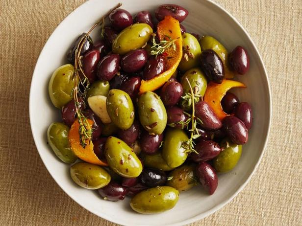 Фото Тёплые маринованные оливки