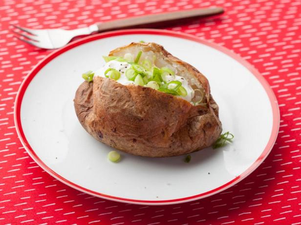 Запеченный картофель сорта Рассет
