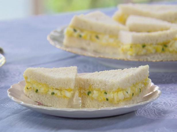 Мини-сэндвичи с яичным салатом