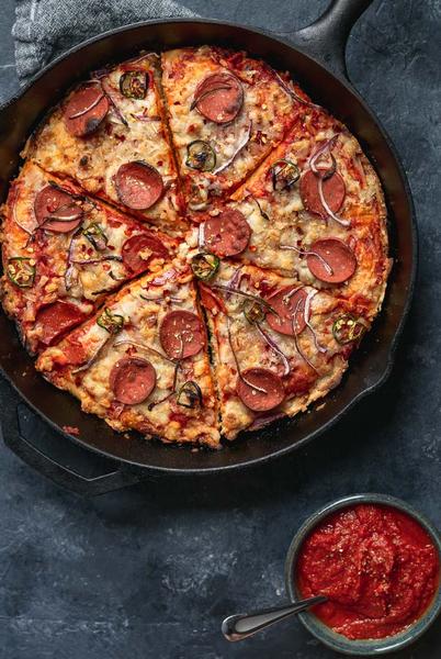 Как приготовить - Пицца «Пепперони» в чугунной сковороде