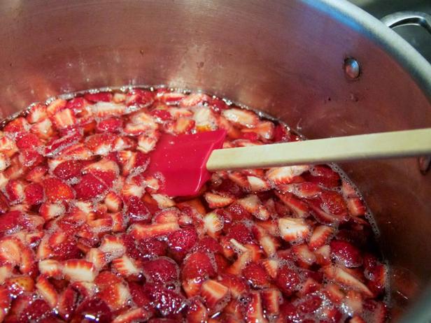 Приготовьте ягоды