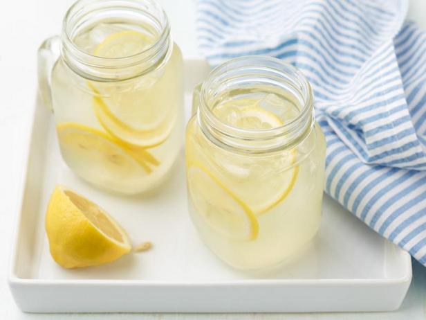 Быстрый домашний лимонад