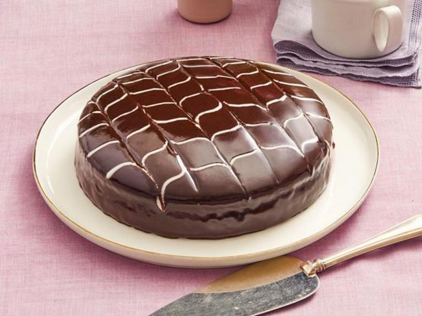Фото Шоколадный торт «Шеврон»