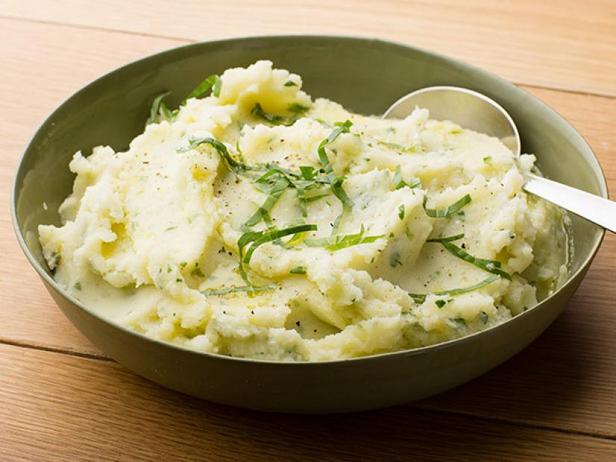 Как приготовить - Картофельное пюре с оливковым маслом и зеленью
