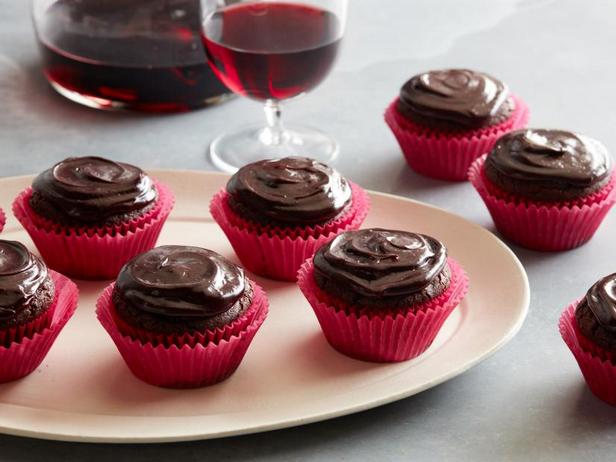 Фото Шоколадные капкейки с красным вином