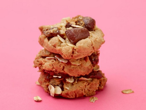 Февраль: Овсяное печенье с финиками и шоколадом