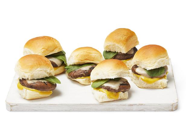 15. Понедельник без мяса: Слайдер-сэндвичи с грибами шиитаке