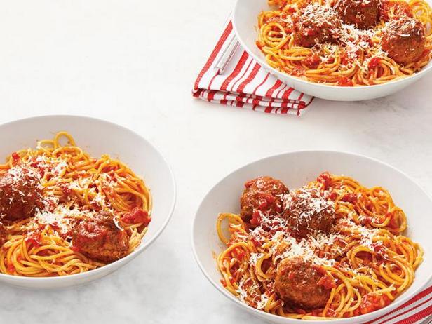 Как приготовить - Спагетти с фрикадельками