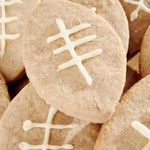 Печенье «Футбольные мячи» с грецкими орехами