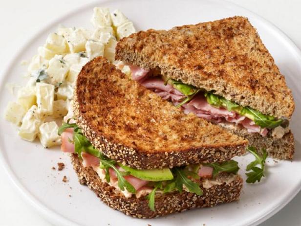 Как приготовить - Сэндвичи с ветчиной и козьим сыром