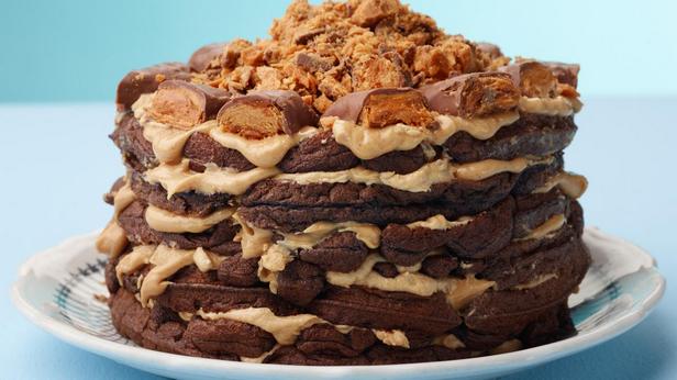 Как приготовить - Шоколадный вафельный торт с арахисовой пастой