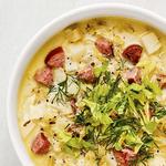 Картофельный суп с квашеной капустой и колбасой