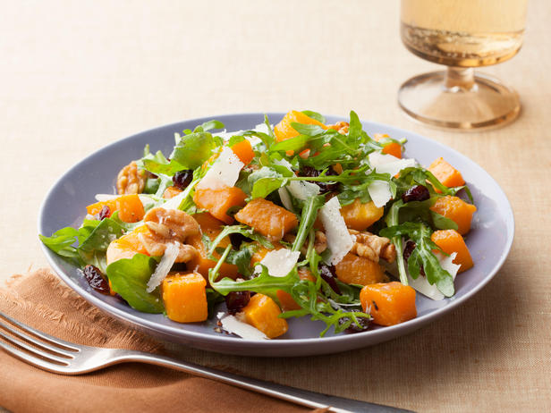 Как приготовить - Тёплый салат с тыквой, розмарином и мандаринами