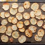 Хрустящие картофельные слайсы в духовке