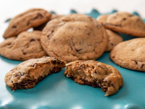 Как приготовить - Печенье с кусочками шоколада и арахисовой начинкой