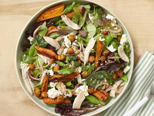 Как приготовить - Салат с курицей, печёным нутом и морковью