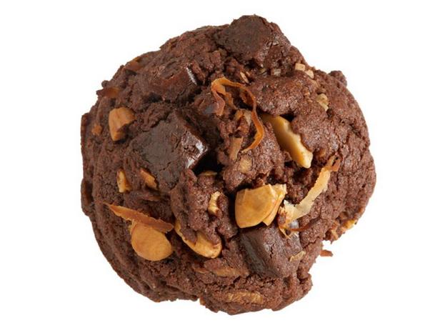 Как приготовить - Шоколадное печенье с орехами и кусочками шоколада