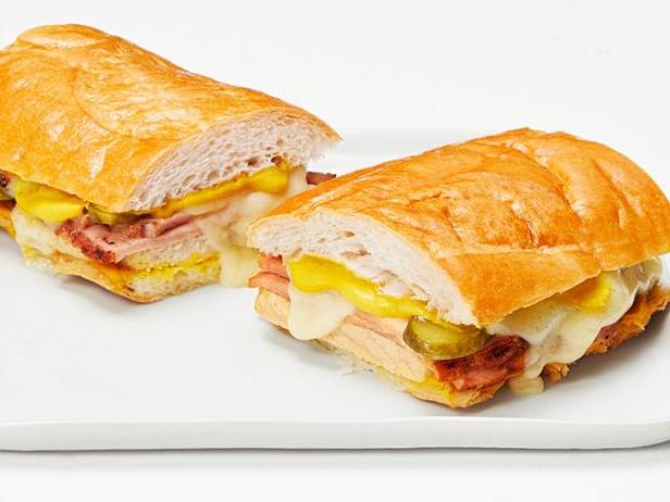 Фото Кубинский сэндвич с ветчиной
