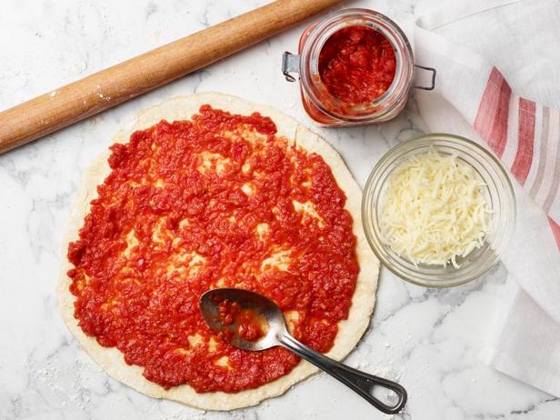 Как приготовить - Свежий томатный соус для пиццы