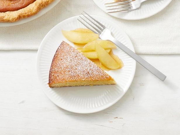 Как приготовить - Пирог на оливковом масле с медовыми яблоками