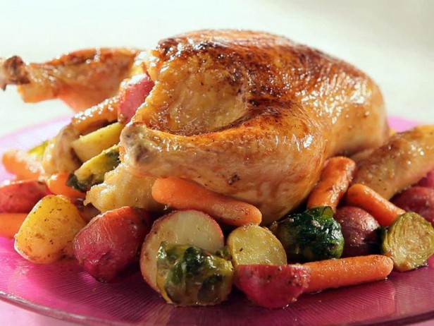 Курица в кленовой глазури с печеными овощами