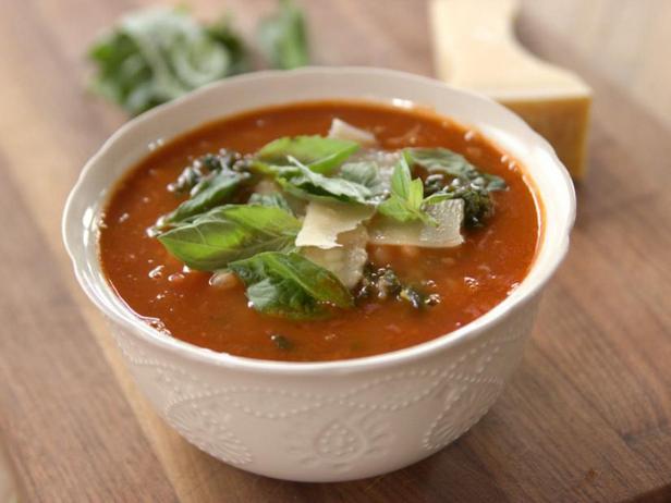 Фото Тосканский фасолевый суп с капустой кейл
